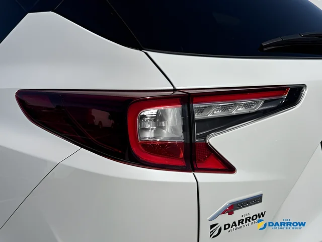 Used 2022 White Acura  image 28