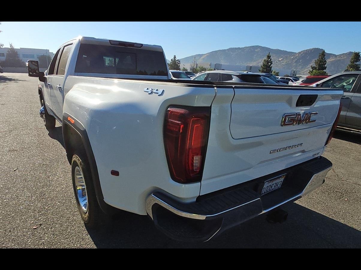 Used 2021 SUMMIT WHITE GMC SLT image 11