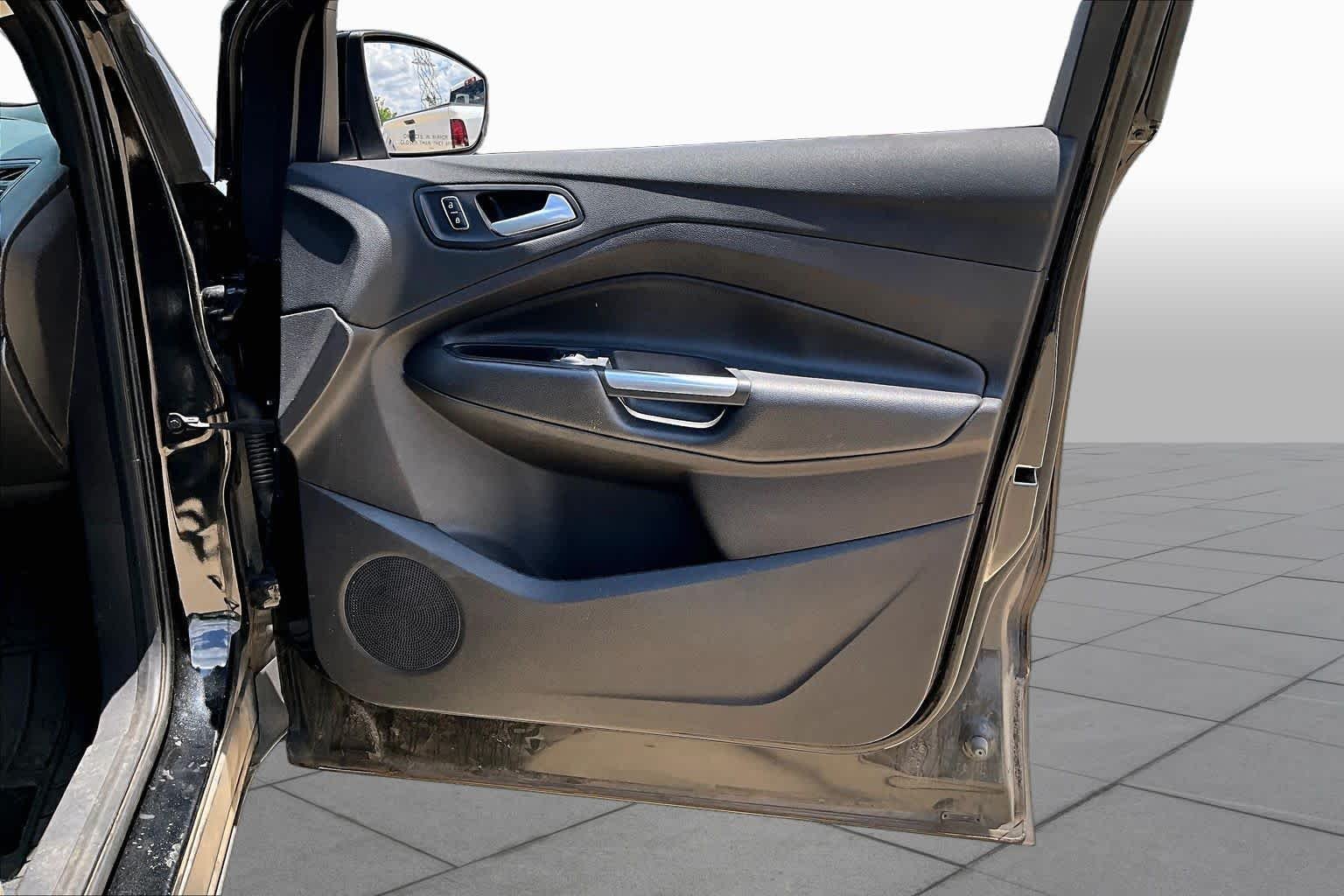 Used 2015 Tuxedo Black Ford Titanium image 22