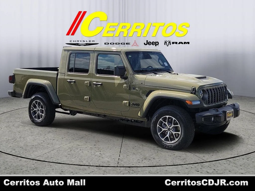2026 Jeep Gladiator Sport S Auto's photo