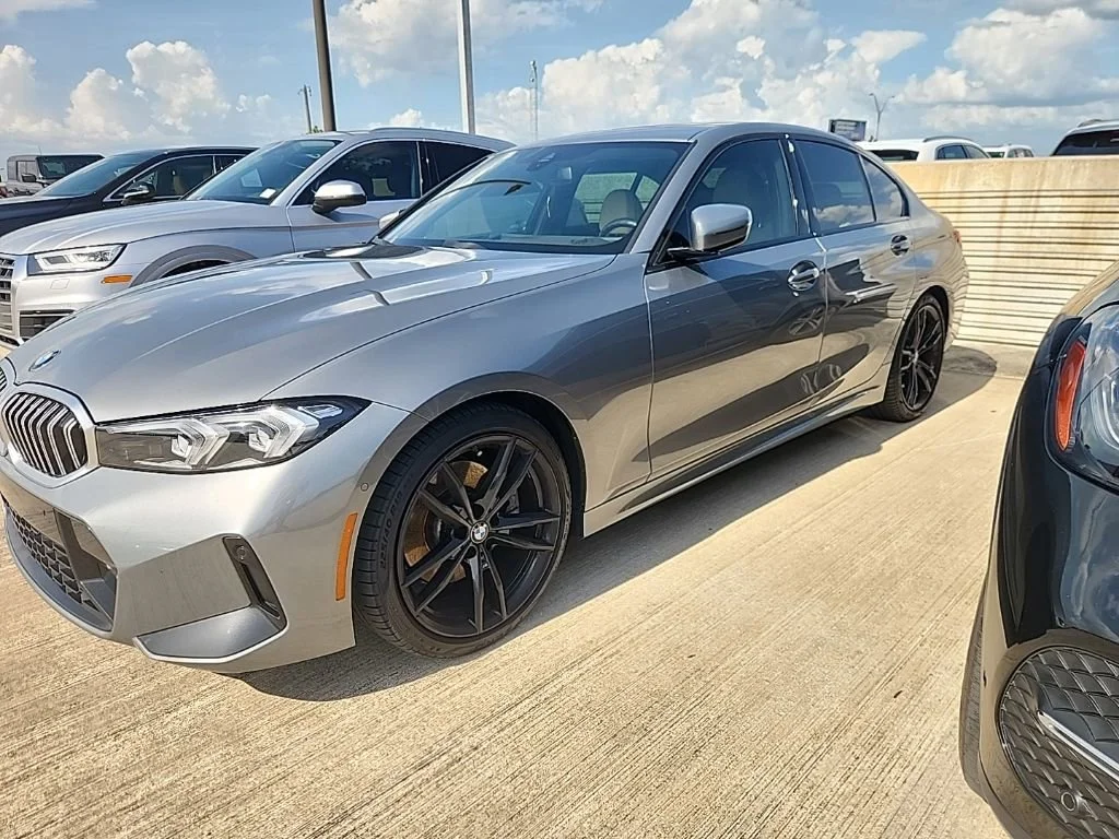 2023 BMW 3 Series 330i Sedan's photo