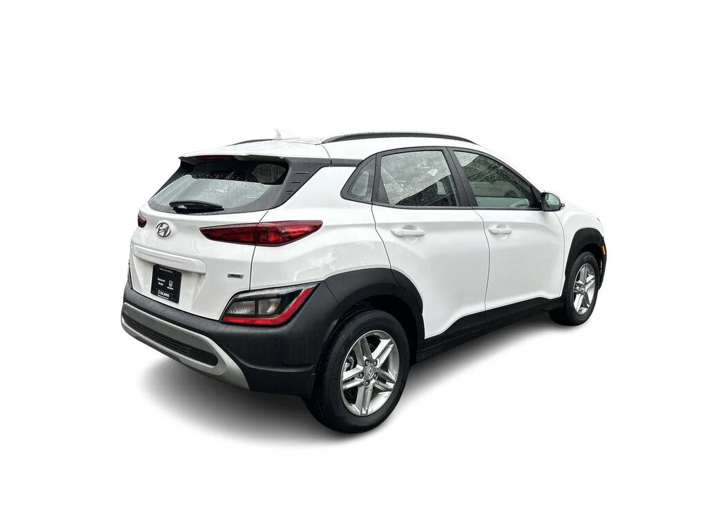 Used 2023  Hyundai 2.0L AWD Essential   No Accidents   Local BC   Dil image 14