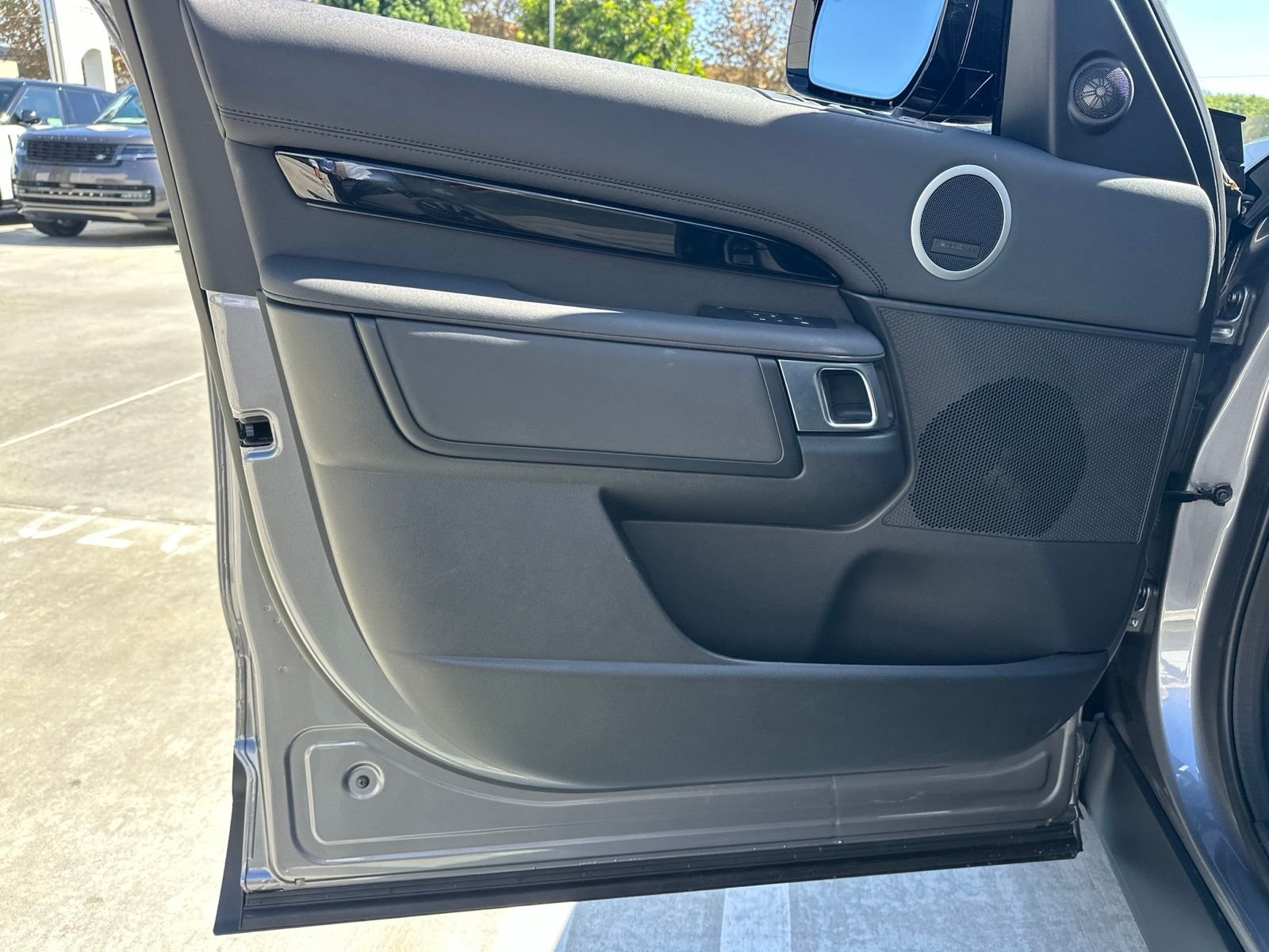 Used 2026 Gray Land Rover S image 17