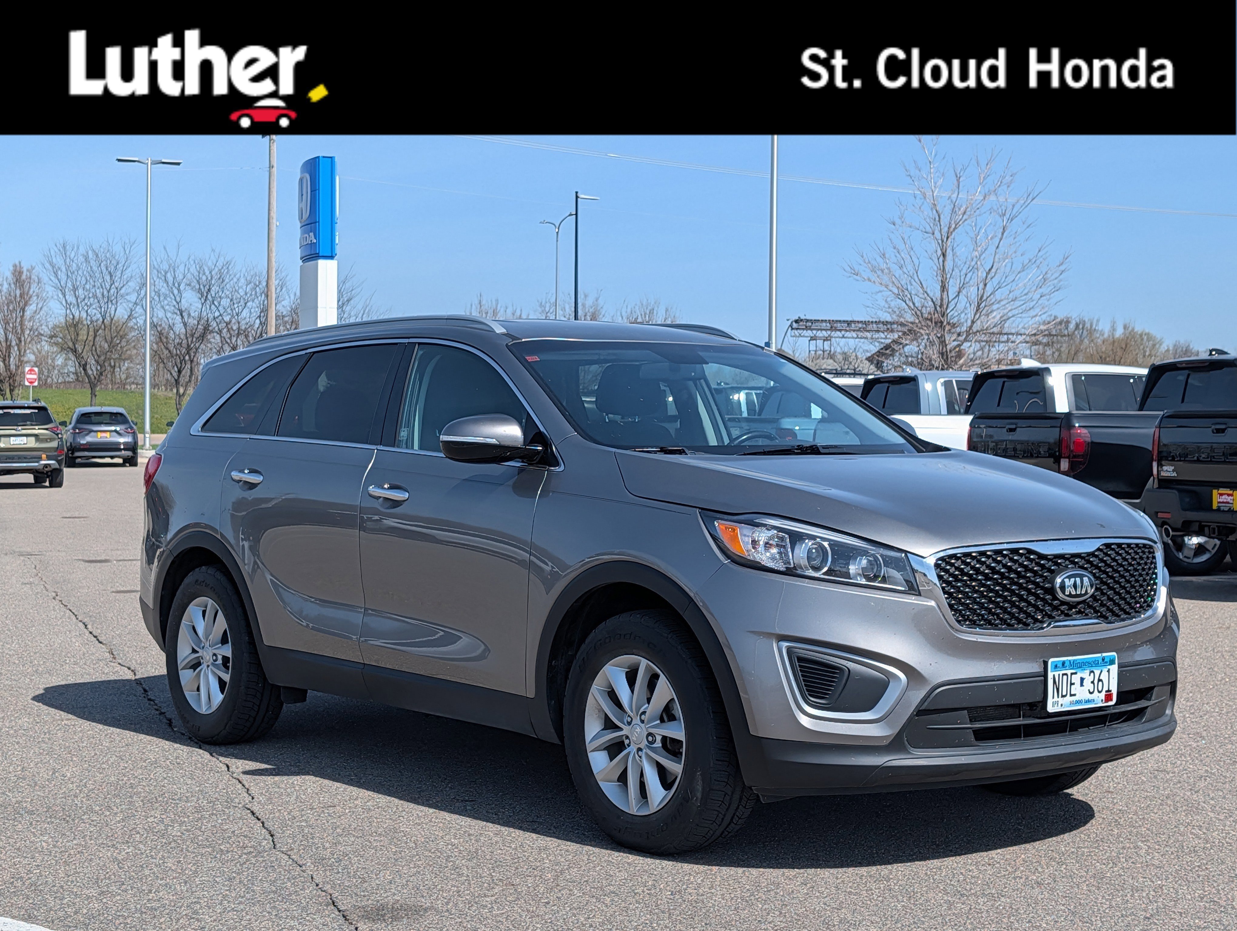 2016 Kia Sorento LX