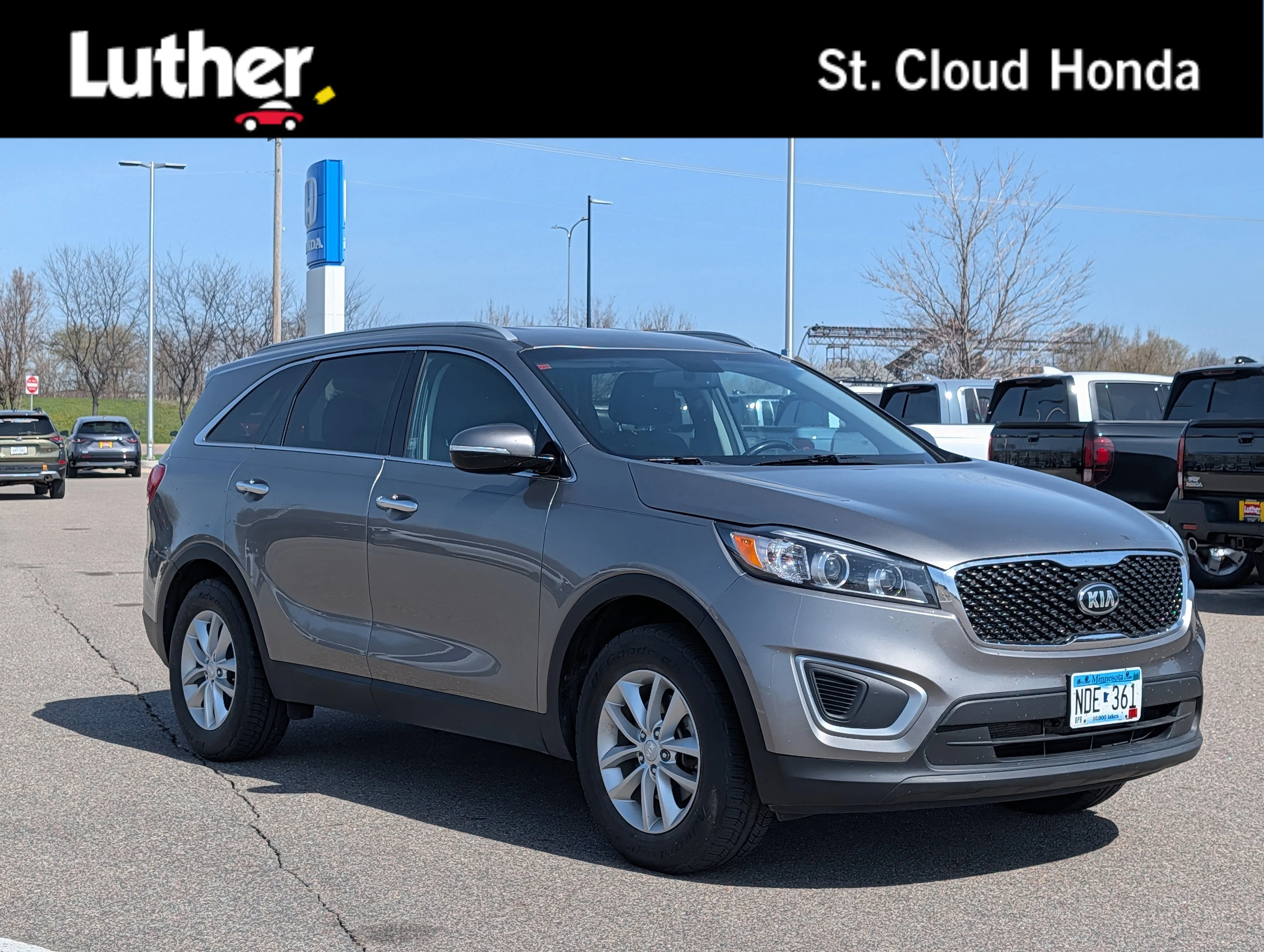 2016 Kia Sorento LX AT's photo