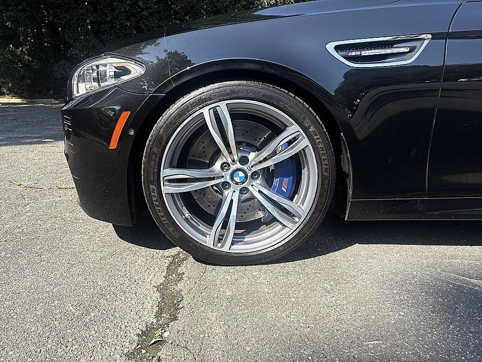 Used 2015 Black Sapphire Metallic BMW Base image 8