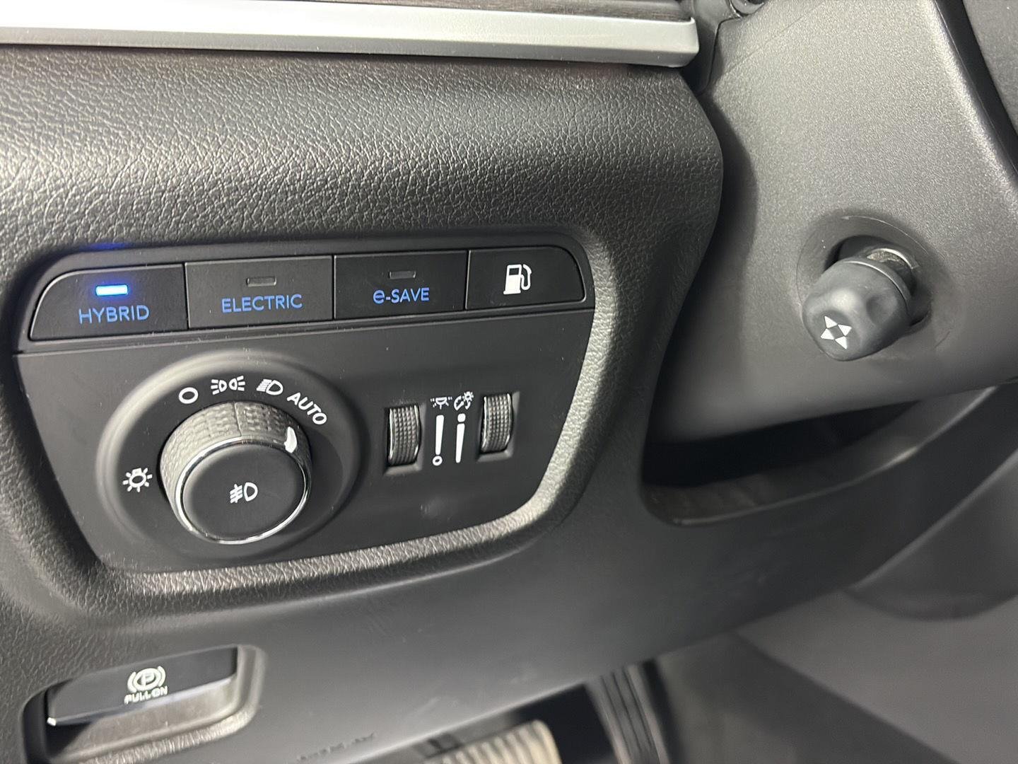 Used 2022 Baltic Gray Metallic Clearcoat Jeep 4xe image 27