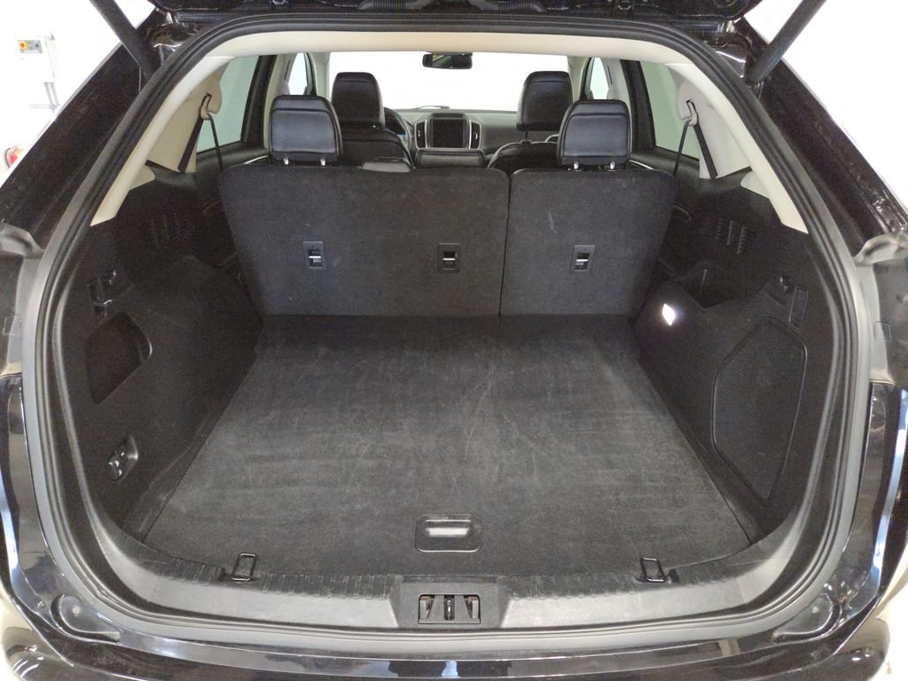2024 Ford Edge Titanium - Photo 21