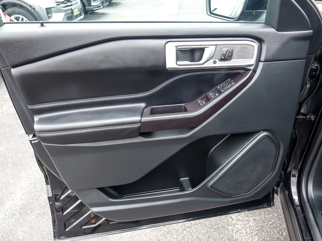 Used 2020 Agate Black Metallic Ford ST image 21