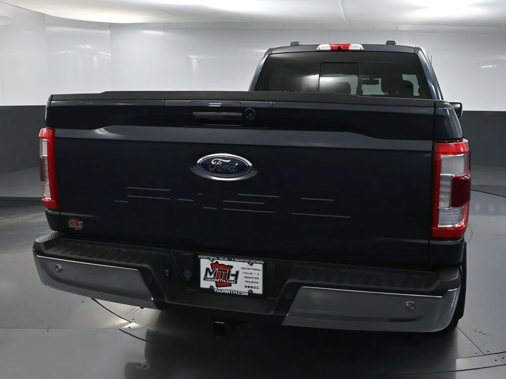 Used 2021 Blue Ford Lariat image 5