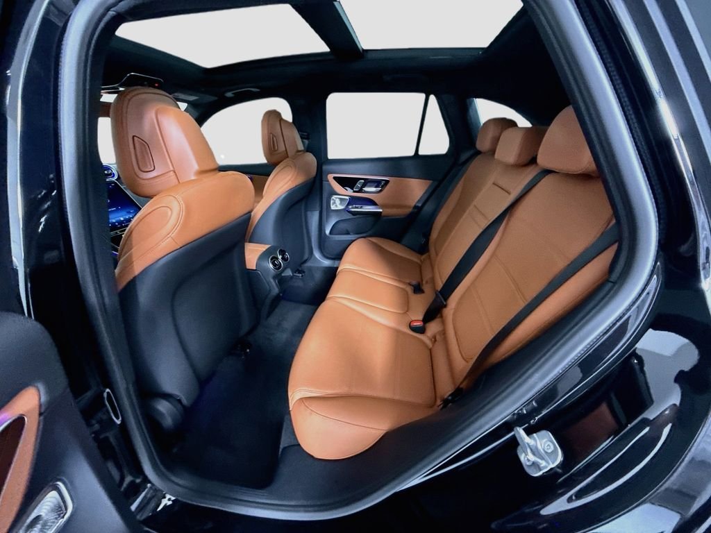 New 2027 Obsidian Black Metallic Mercedes-Benz GLC 300 image 22