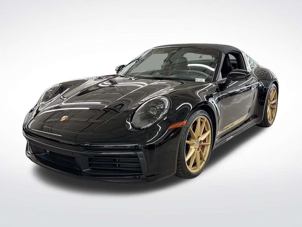 2022 Porsche 911 GTS