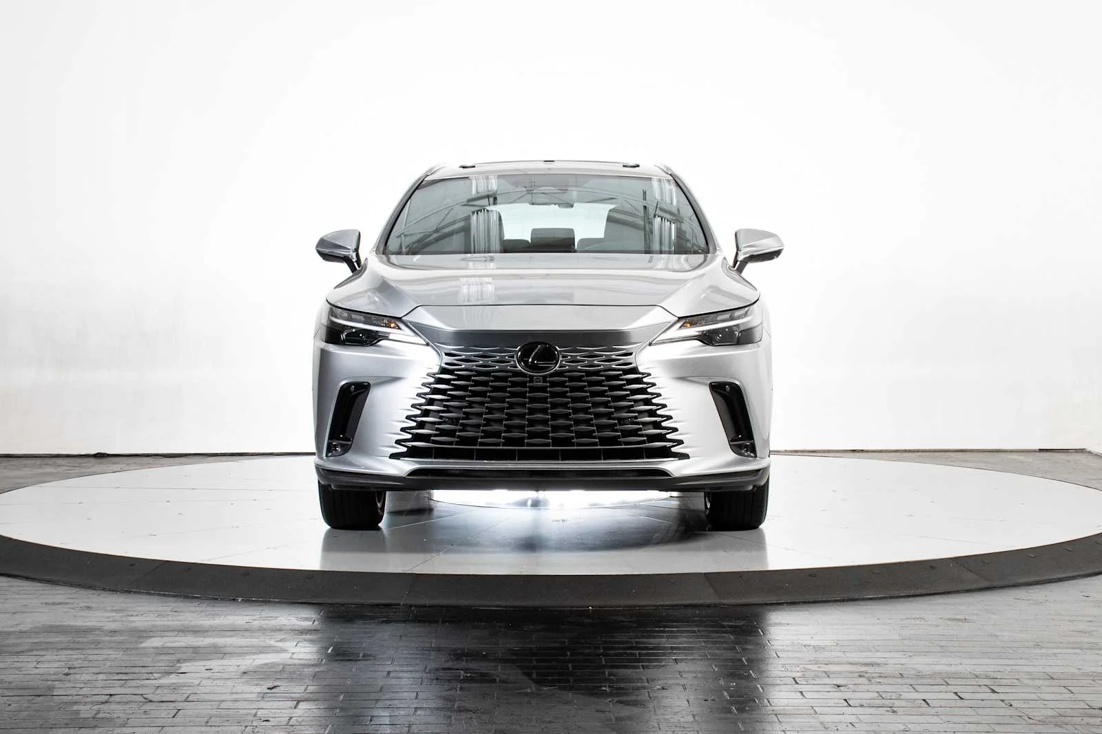 Certified Used 2024 Iridium Lexus Premium Plus image 10