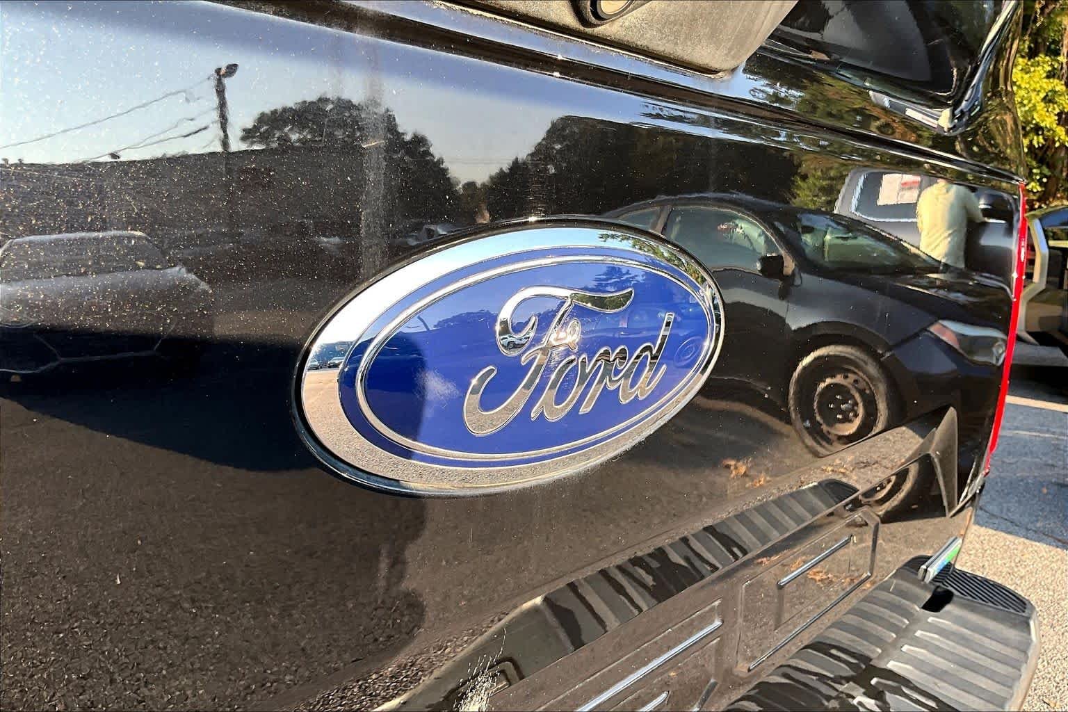 Used 2019 Agate Black Ford XL image 30