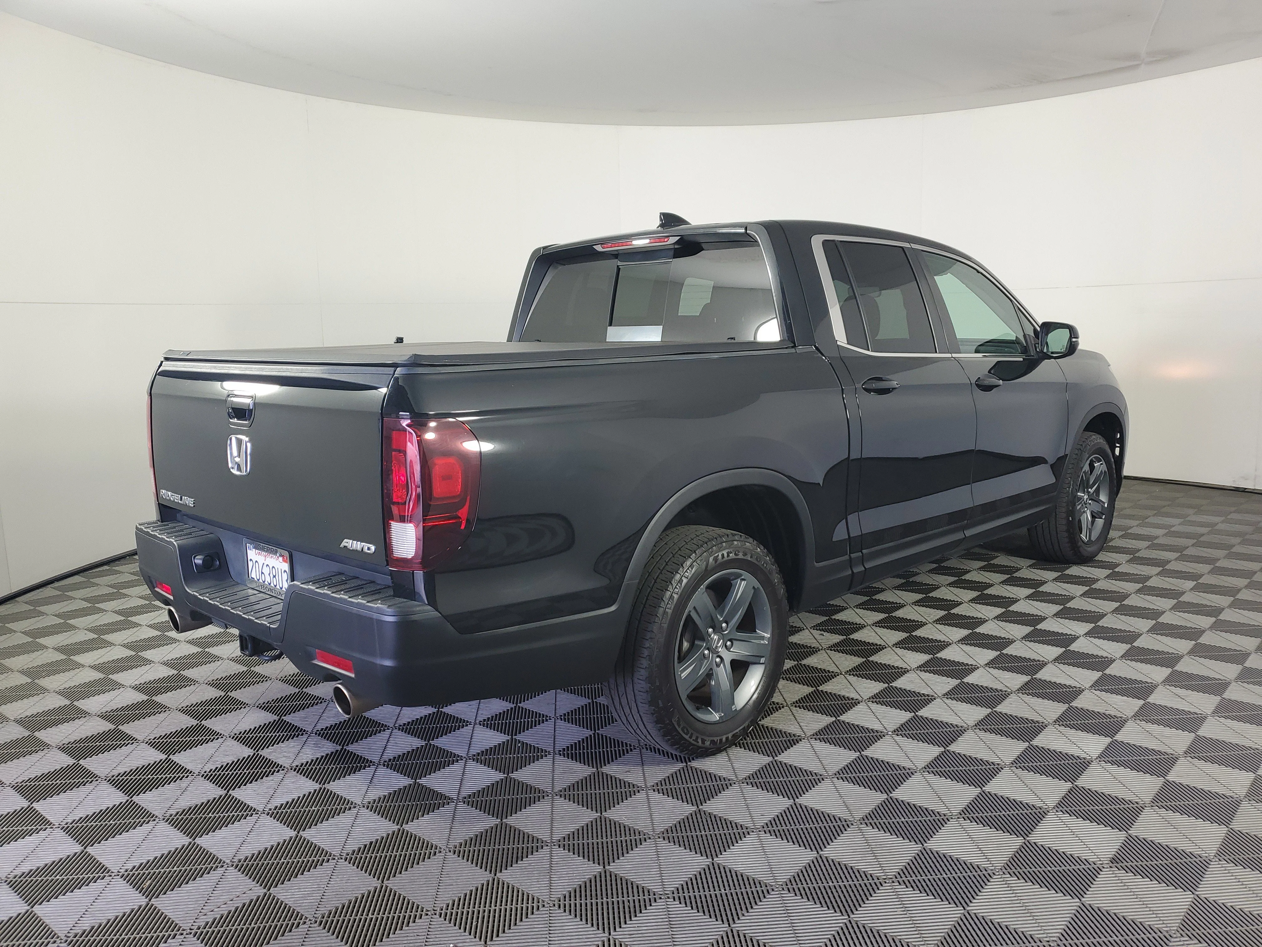 Used 2023 Crystal Black Pearl Honda RTL image 4