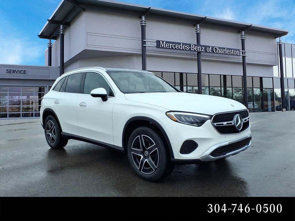 New 2026 Polar White Mercedes-Benz GLC 300 image 1