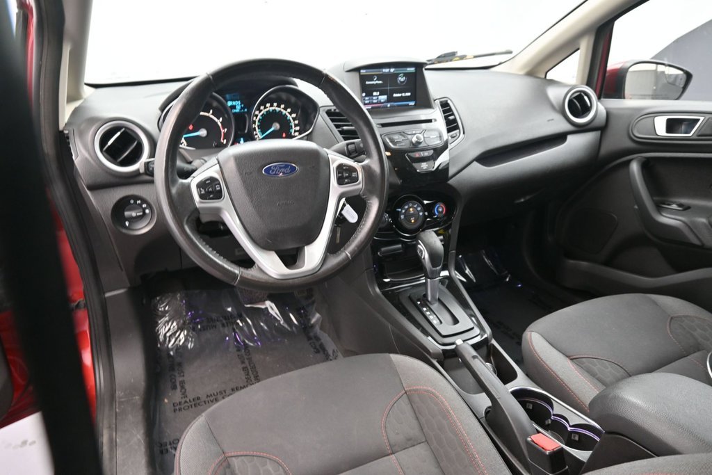 Used 2015 Red Ford SE image 15