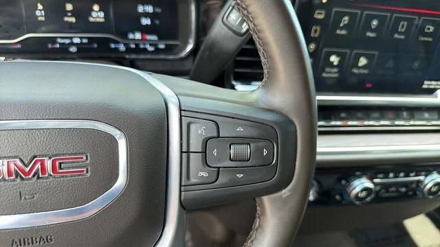 Used 2024 Downpour Metallic GMC SLT image 23