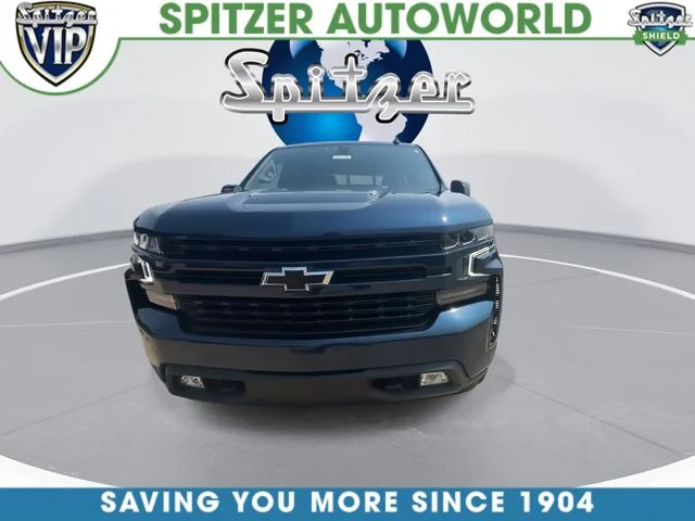 Used 2021 Blue Chevrolet RST image 3