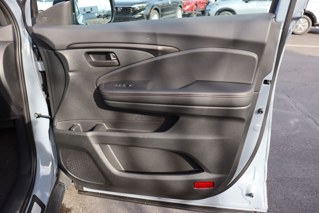 New 2026 Sonic Gray Pearl Honda TrailSport image 18