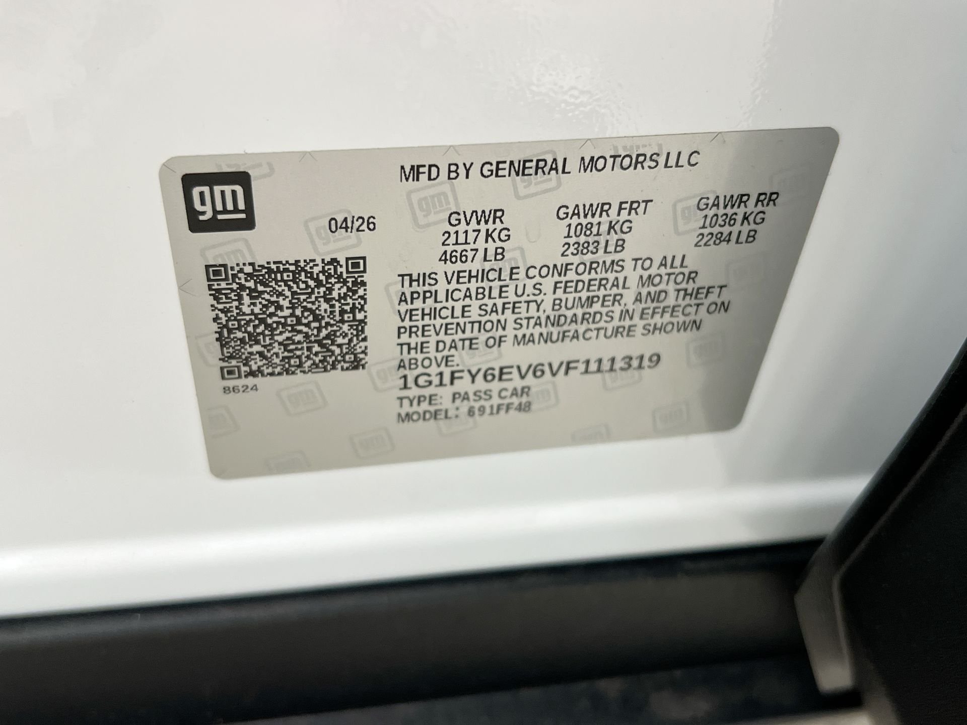 New 2027 Summit White Chevrolet LT image 61