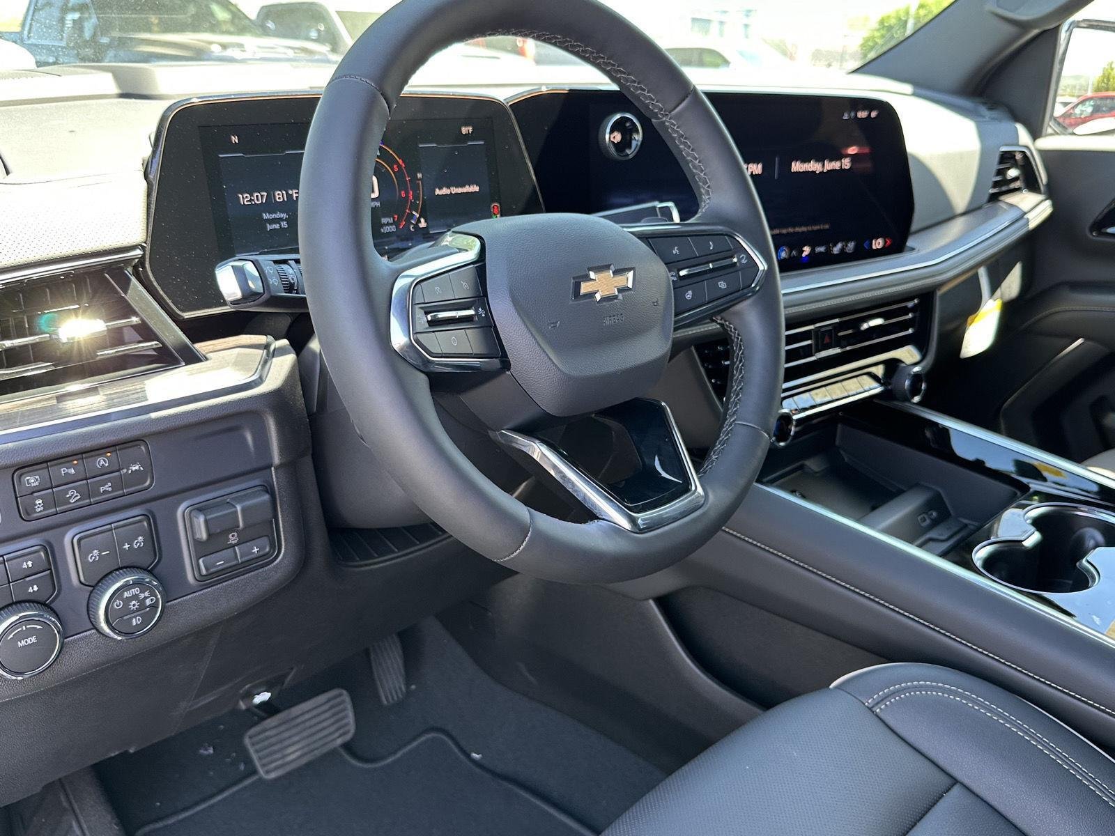 New 2026 Polar White Tricoat Chevrolet Premier image 27