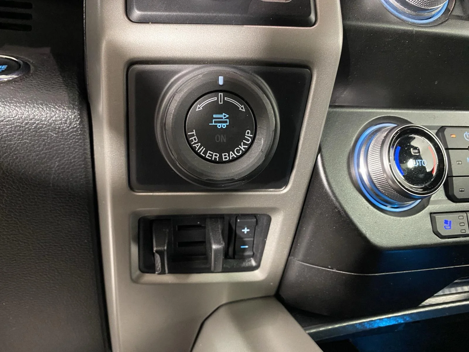 Used 2020 Lead Foot Ford LARIAT image 26