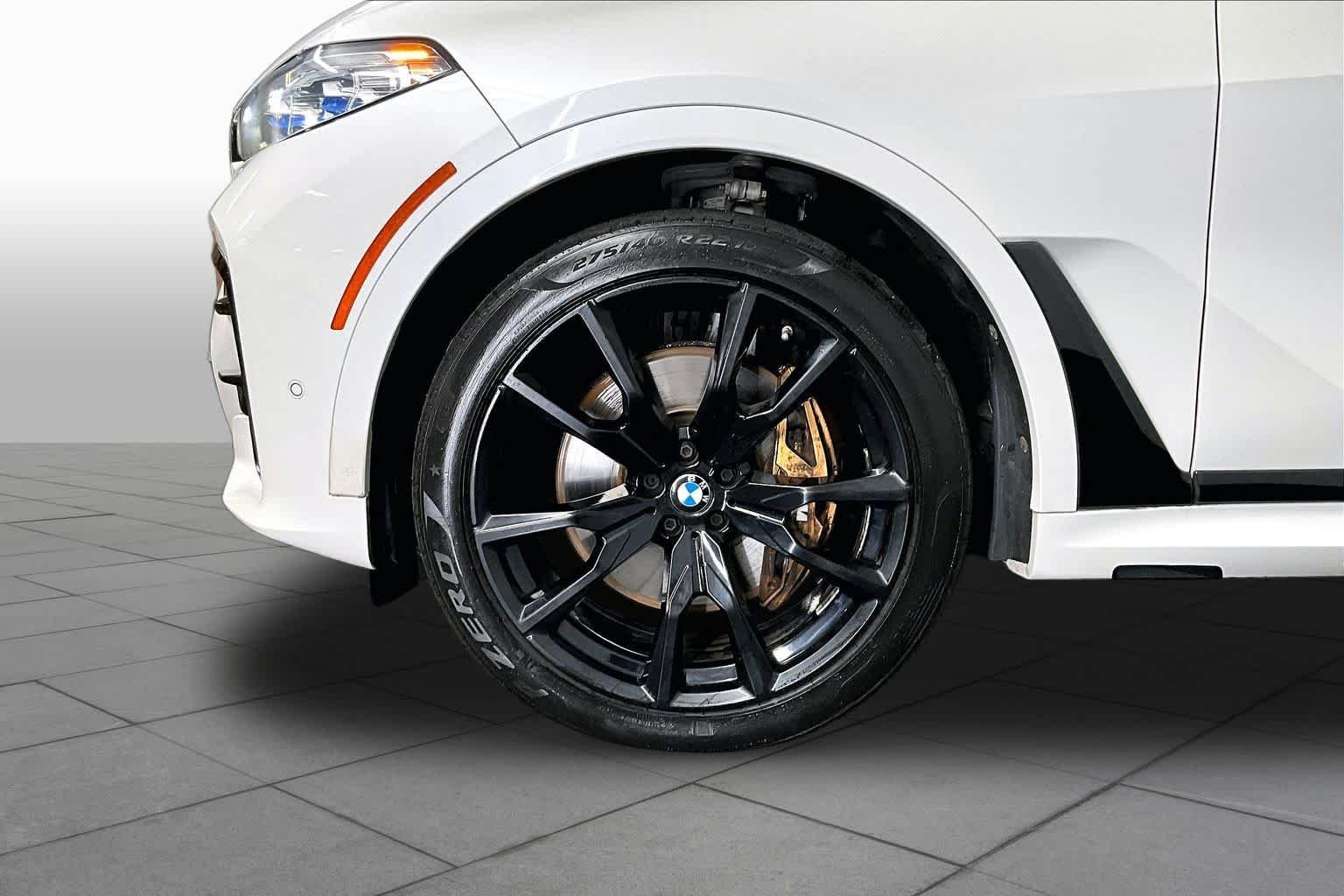 Used 2020 Alpine White BMW M50i image 11