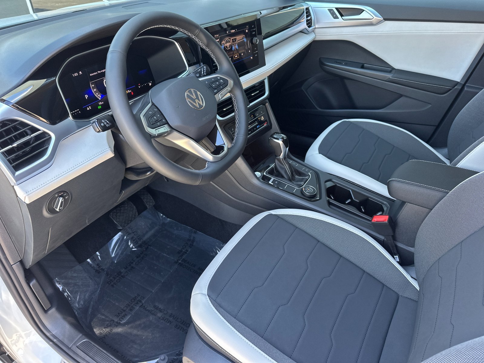 New 2026 Pure White Volkswagen SE image 8
