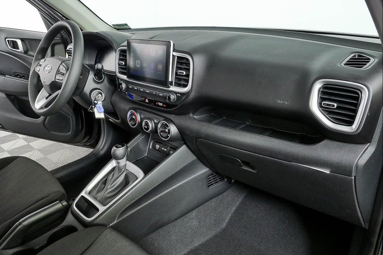 New 2026 Onyx Black Hyundai SE image 56