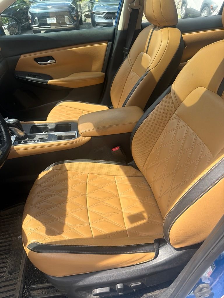 Used 2024 Blue Nissan SV image 5