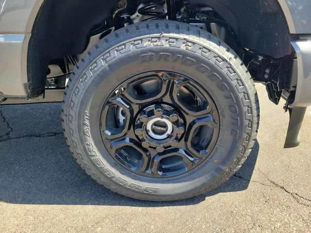 New 2026 Carbonized Gray Metallic Ford XL image 6