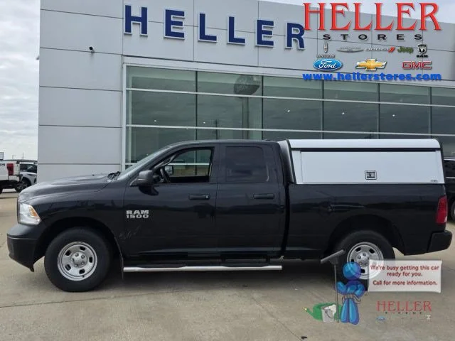 Used 2016 Brilliant Black Crystal Pearlcoat Ram Tradesman image 1