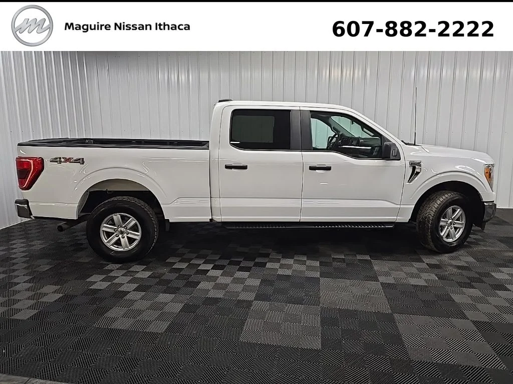 Used 2021 White Ford XLT image 3