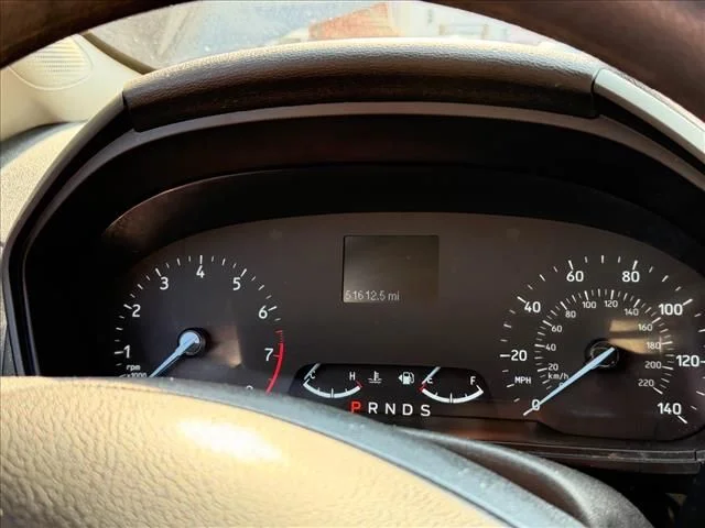Used 2021  Ford S image 13