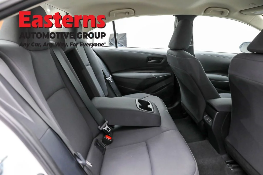 Used 2024 White Toyota LE image 21