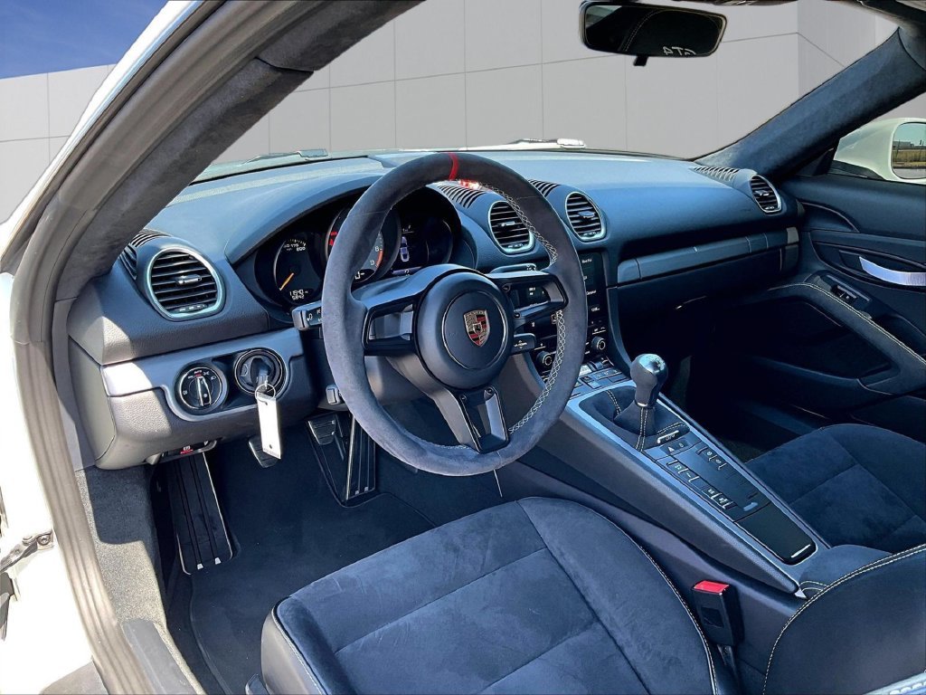 Used 2020 White Porsche GT4 image 4