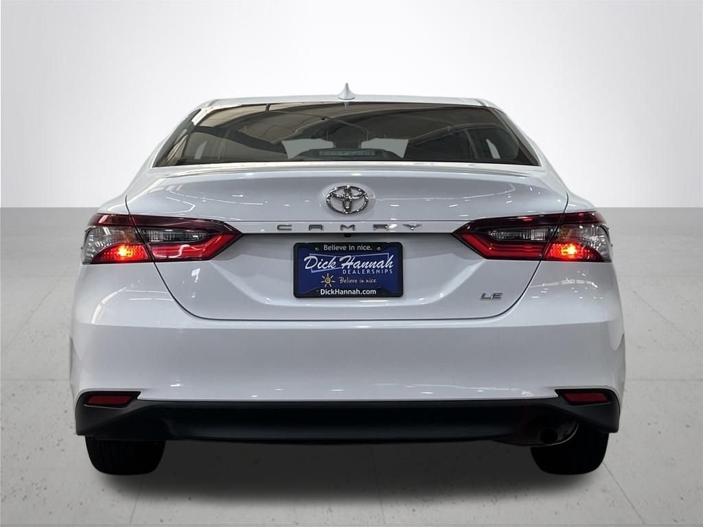 Used 2023 Ice Toyota LE image 11