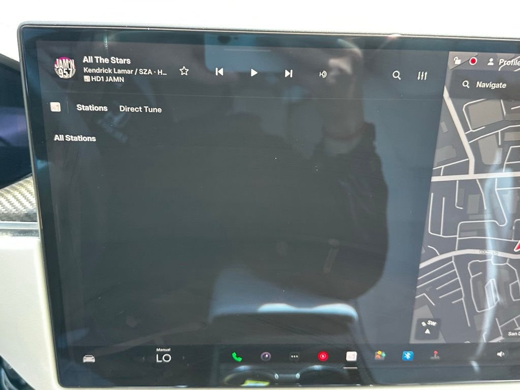 Used 2021 White Tesla Plaid image 29