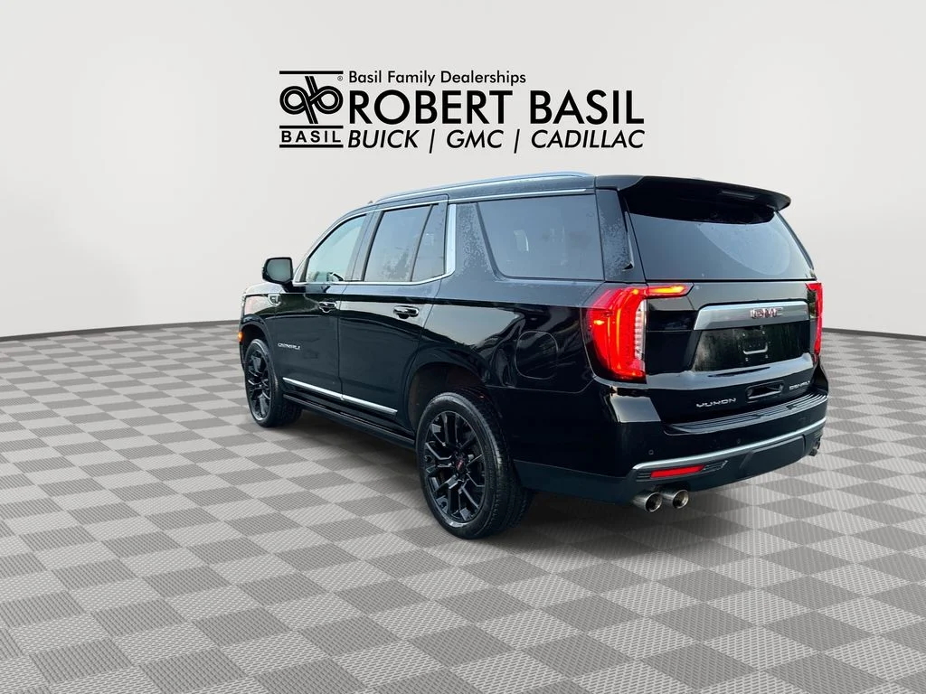 Used 2022 Black GMC Denali image 6