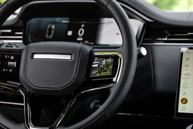 New 2026  Land Rover Dynamic SE image 21