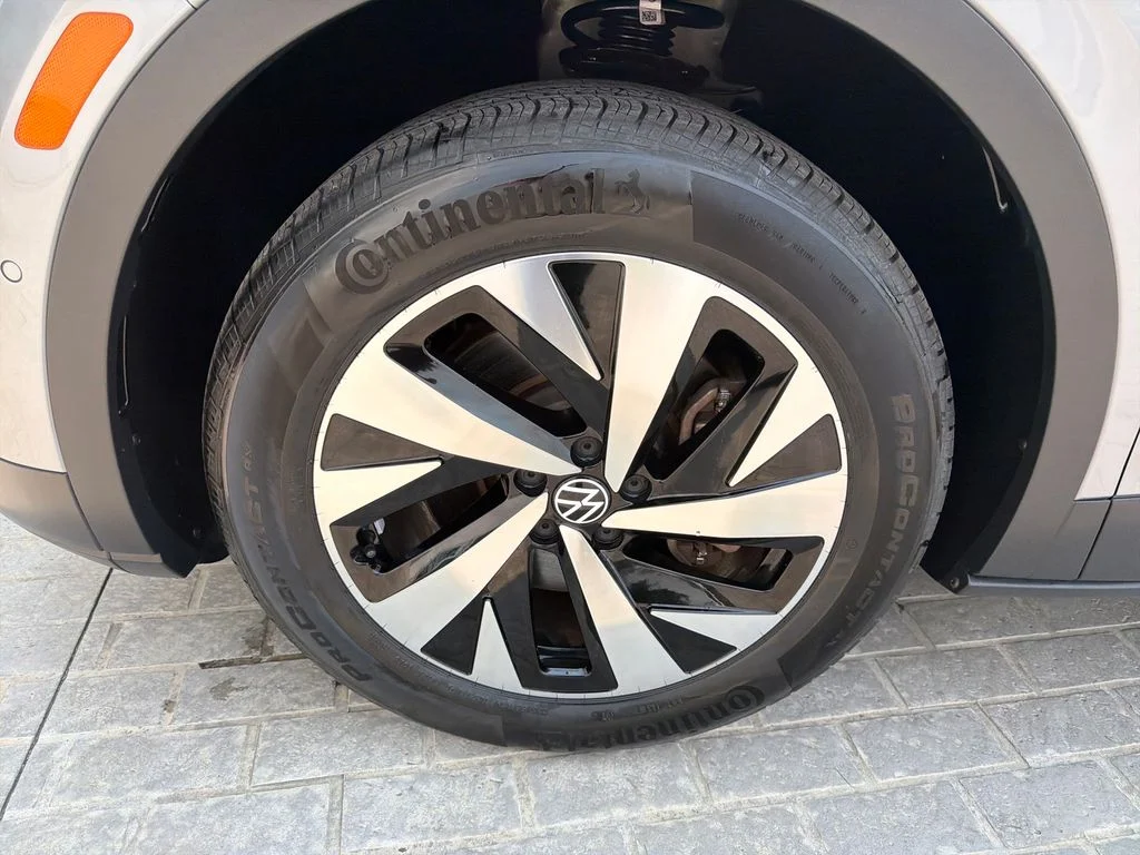 Certified Used 2023 Silver Volkswagen Pro image 25