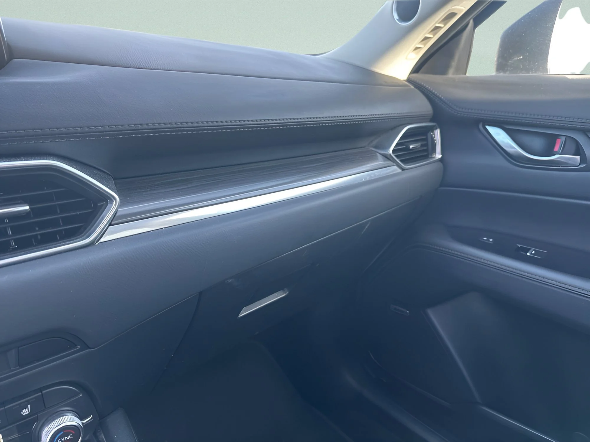 Used 2019 Jet Black Mica Mazda Grand Touring Reserve image 28