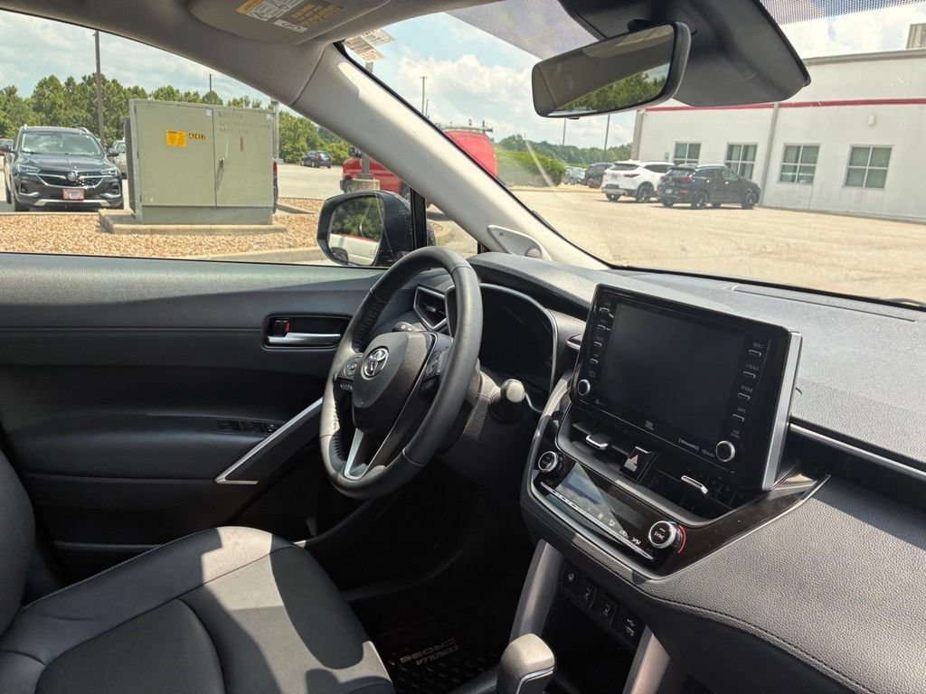 Used 2022 Black Toyota XLE image 18