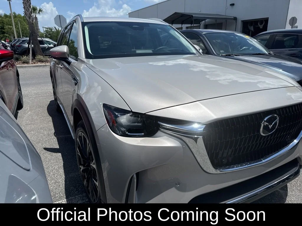 2024 Mazda CX-90 PHEV Premium Package's photo