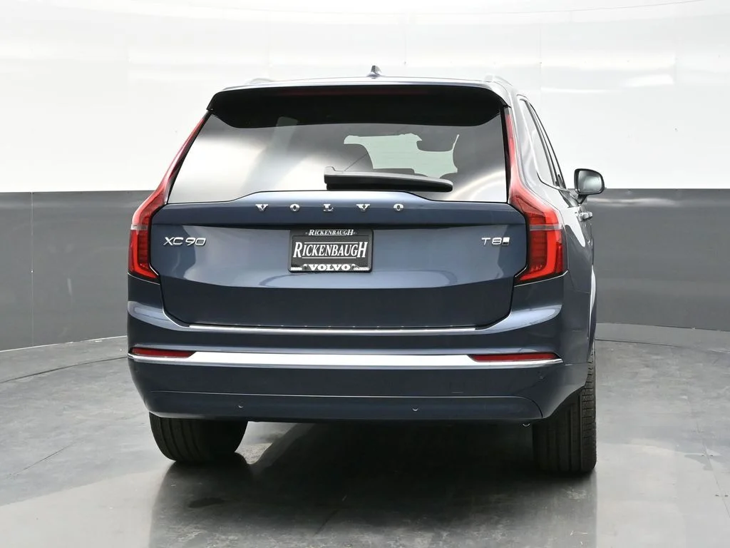 New 2026 Denim Blue Volvo T8 Plus image 6