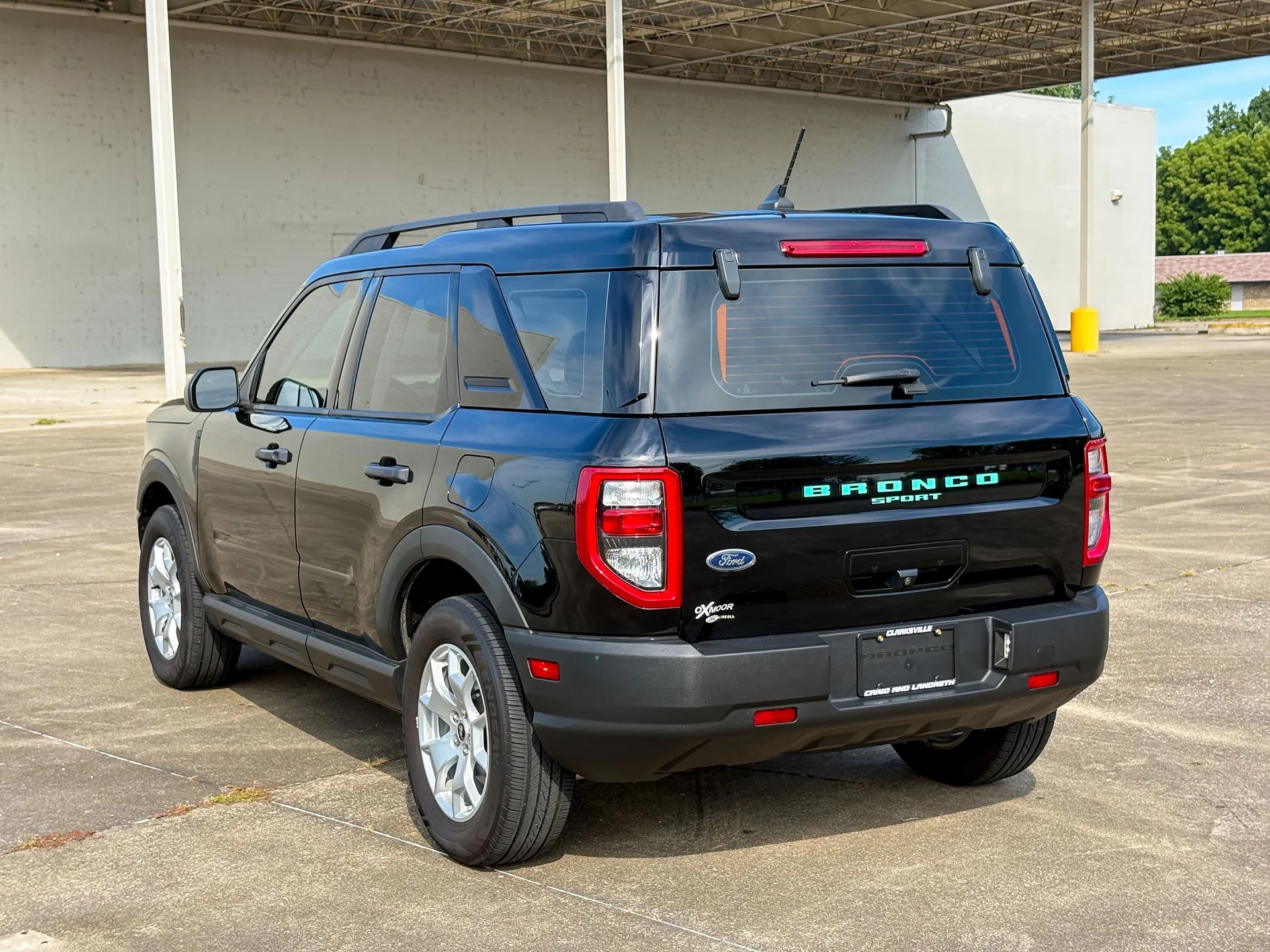 Used 2022 Black Ford Base image 8