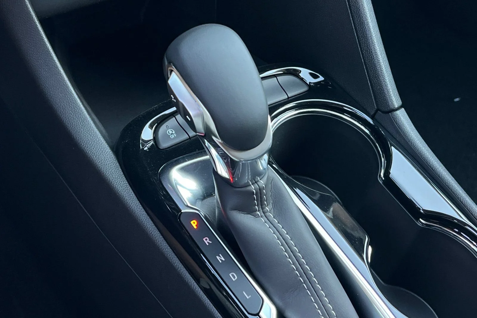 2026 Buick Encore GX Sport Touring - Photo 18