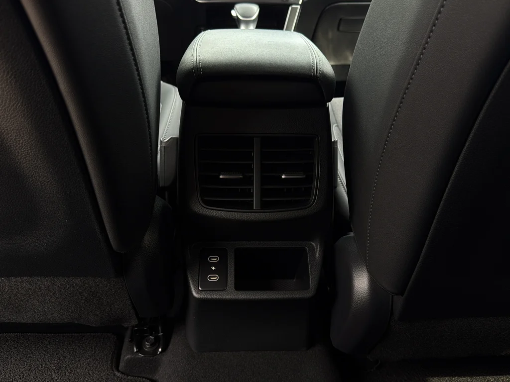 Used 2024 Pluton Blue/Black Roof Kia S image 22
