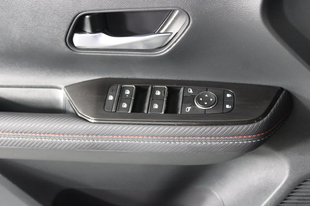 2025 Nissan Kicks SR - Photo 23